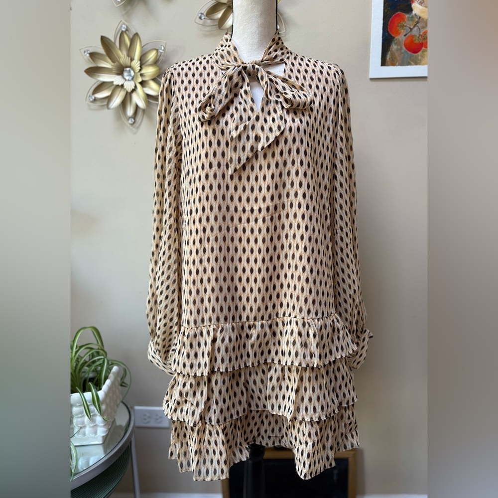 NWT Ruffle Tie Neck Dress in Cream & Gold - Picture 2 of 11